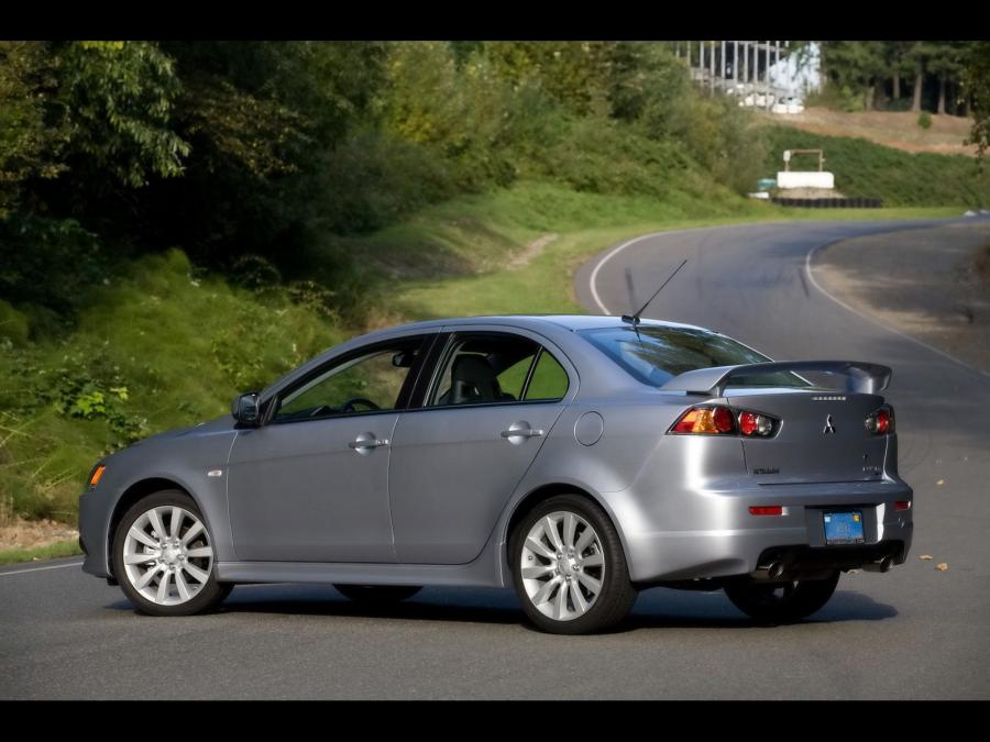  Mitsubishi Lancer Ralliart 2008 года  (фото 17 из 24)